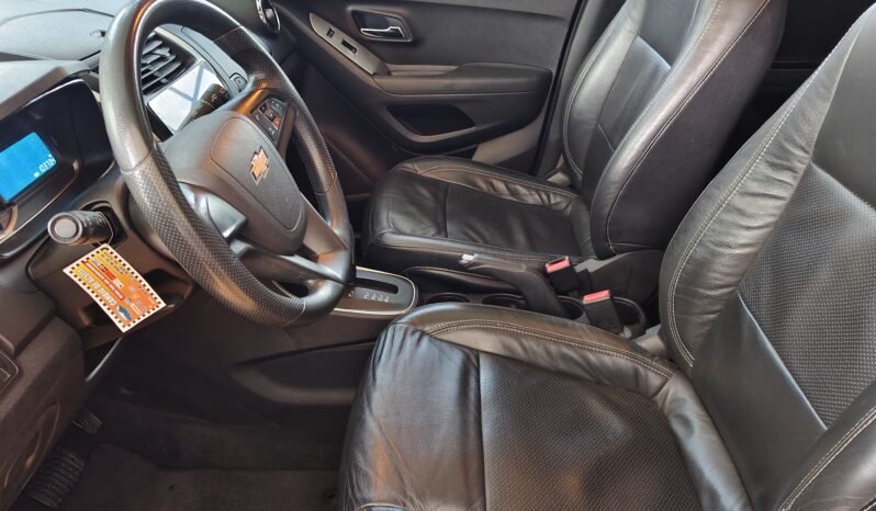 
								Chevrolet Tracker full									