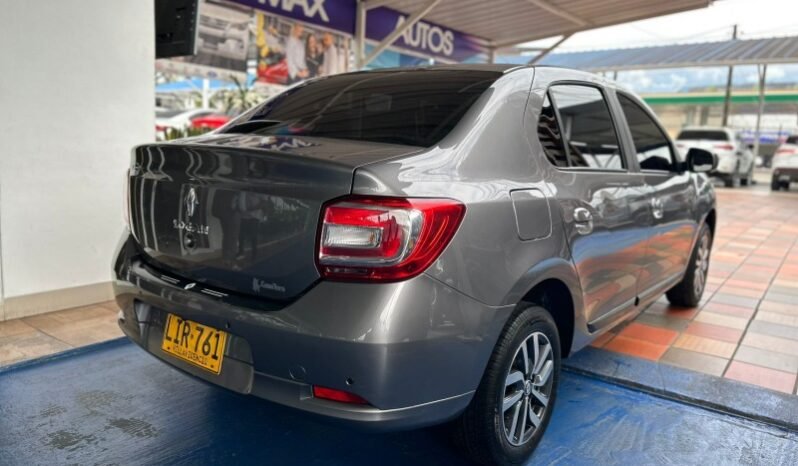 
								Renault Logan Intens full									