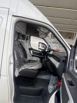 
										Dongfeng BIG VAN CARGO full									