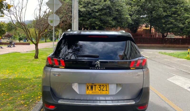 
								Peugeot 5008 GT full									