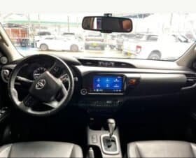 Toyota hilux revo 4×4