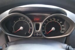 
										Ford Fiesta SE full									