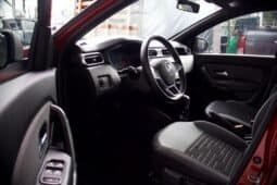 
Renault Duster Intens full									