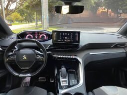
										Peugeot 5008 GT full									