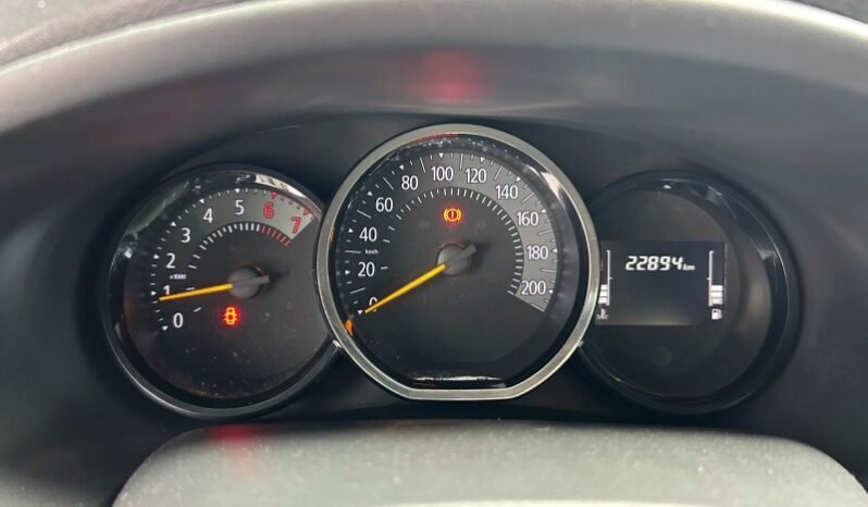 
								Renault Logan Intens full									