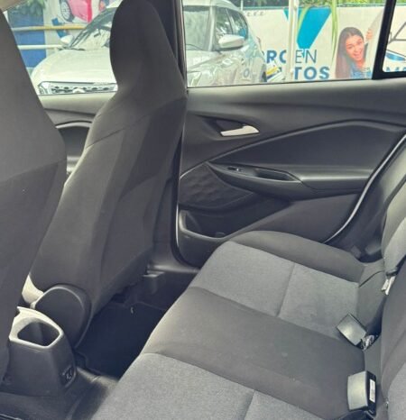 
								Chevrolet Onix full									