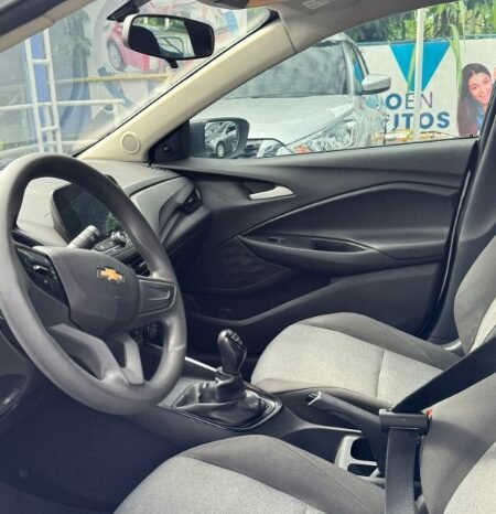 
								Chevrolet Onix full									