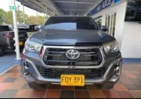 Toyota hilux revo 4×4