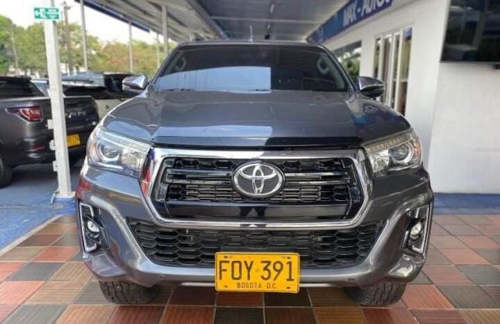 
								Toyota hilux revo 4×4 full									