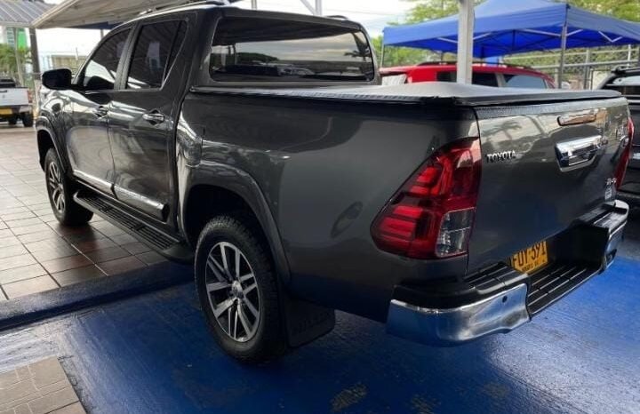 
								Toyota hilux revo 4×4 full									