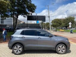 
										Volkswagen T- CROOS full									
