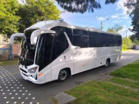 Dongfeng BUS DRR 44 PASAJEROS