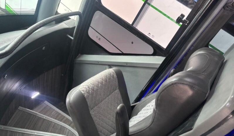 
								Dongfeng BUS DRR 44 PASAJEROS full									