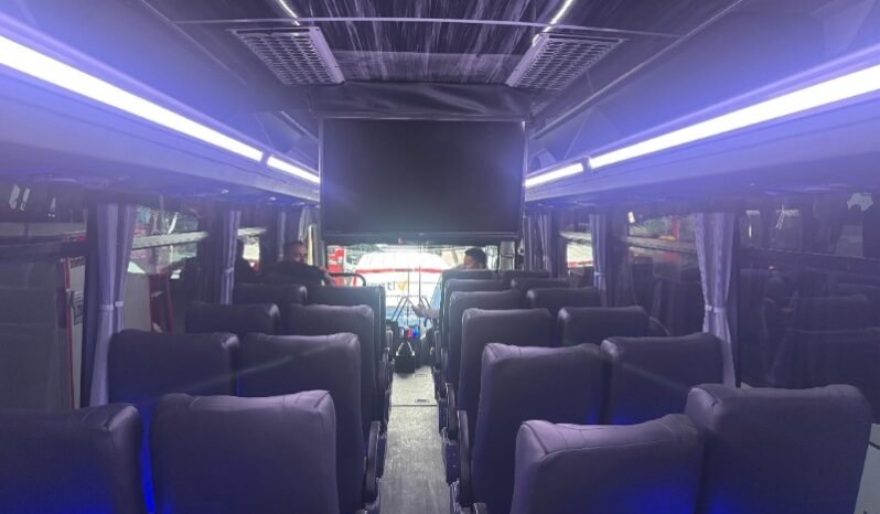
								Dongfeng BUS DRR 44 PASAJEROS full									