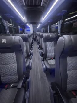 
										Dongfeng BUS DRR 44 PASAJEROS full									