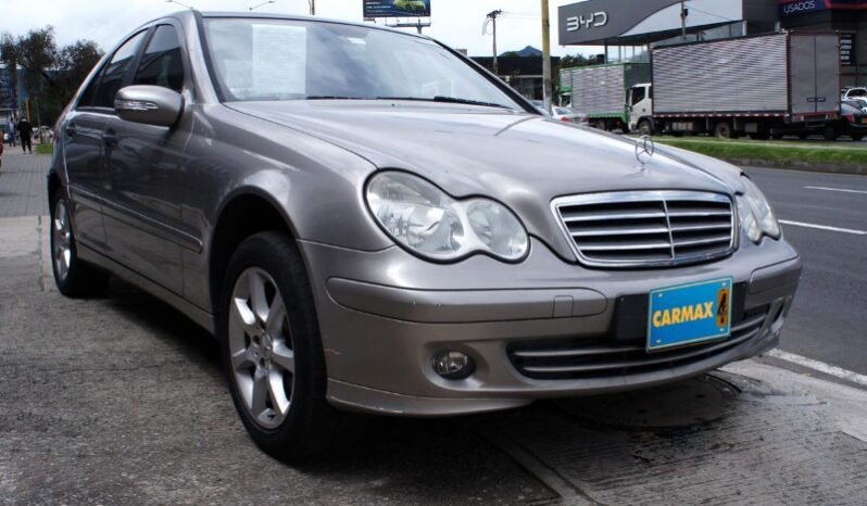 
								Mercedes-Benz C 180 full									
