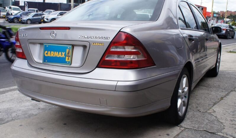 
								Mercedes-Benz C 180 full									