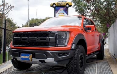 Ford F-150 RAPTOR