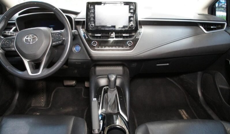 
								Toyota Corolla full									