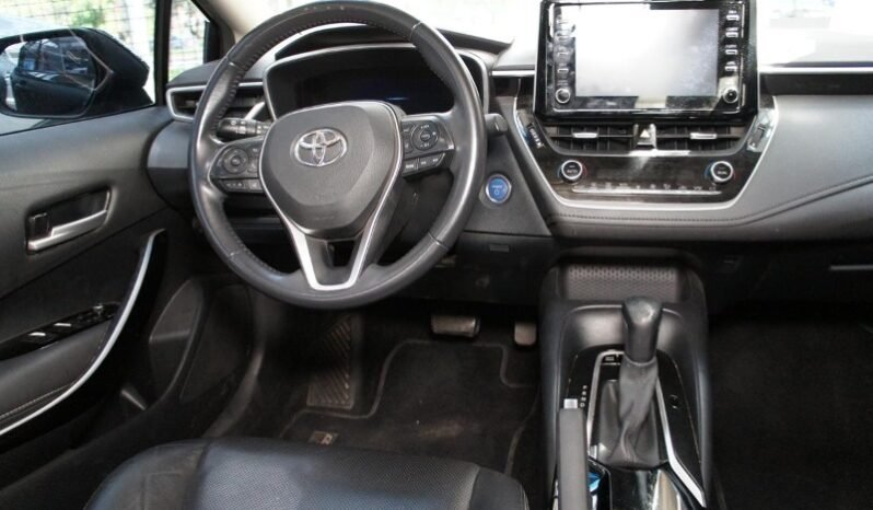 
								Toyota Corolla full									