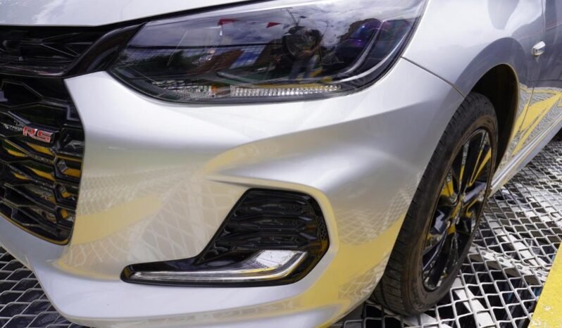 
								Chevrolet Onix full									
