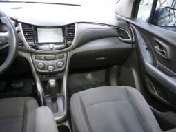 
										Chevrolet Tracker LS full									