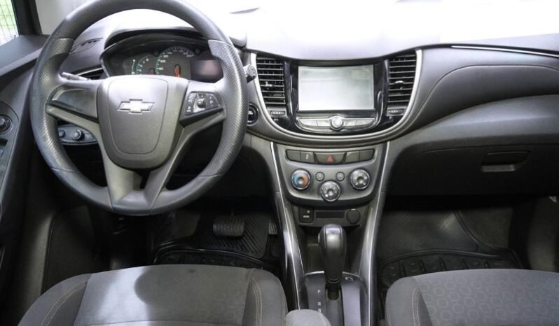 
								Chevrolet Tracker LS full									