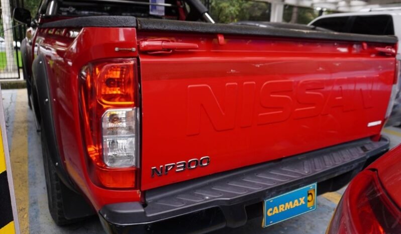 
								Nissan NP300 full									