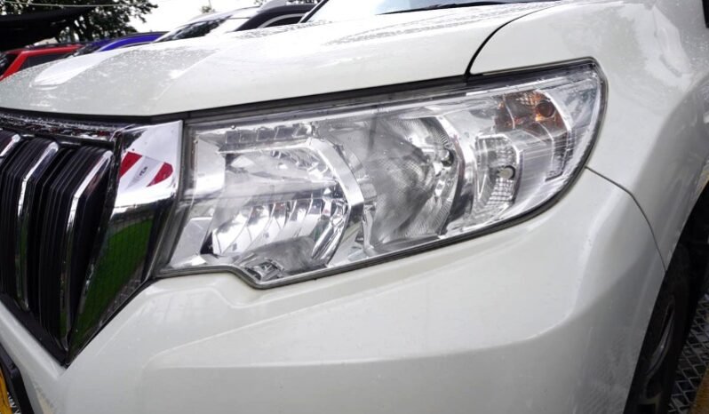 
								Toyota Prado full									