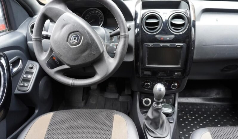 
								Renault DUSTER DYNAMIQUEINTENS full									