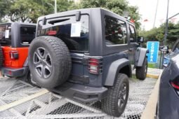 
										Jeep wrangler sport full									