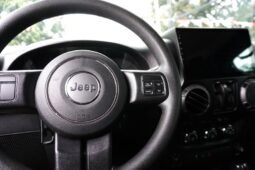 
										Jeep wrangler sport full									