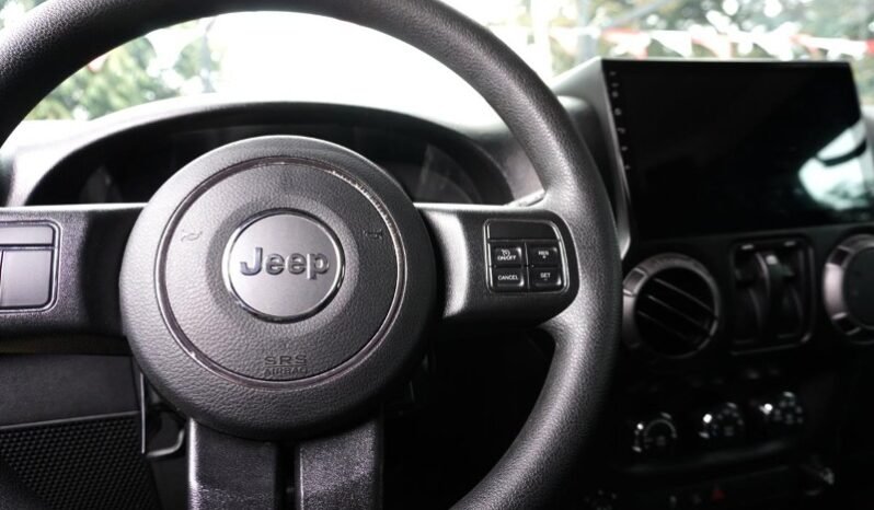
								Jeep wrangler sport full									