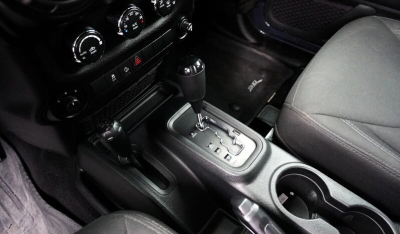 
								Jeep wrangler sport full									
