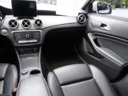 
										Mercedes-Benz GLA 200 full									