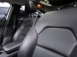 
										Mercedes-Benz GLA 200 full									