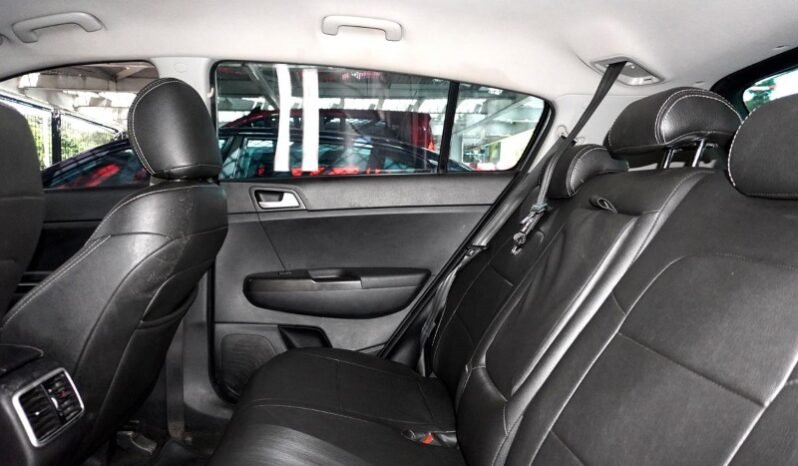 
								Kia Sportage full									