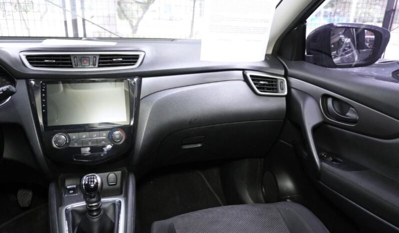 
								Nissan Qashqai full									