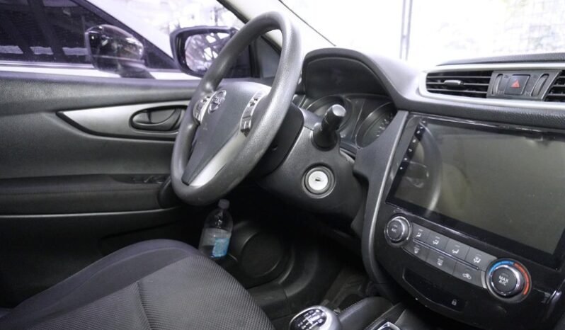 
								Nissan Qashqai full									