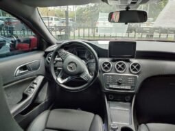 
										Mercedes-Benz A200 full									