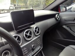 
										Mercedes-Benz A200 full									