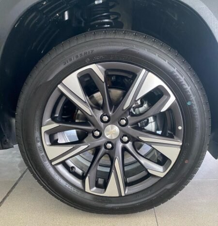 
								Chevrolet Tracker full									