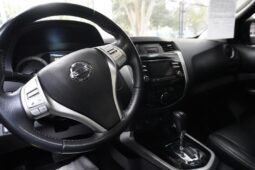 
										Nissan NP 300 FRONTIER full									