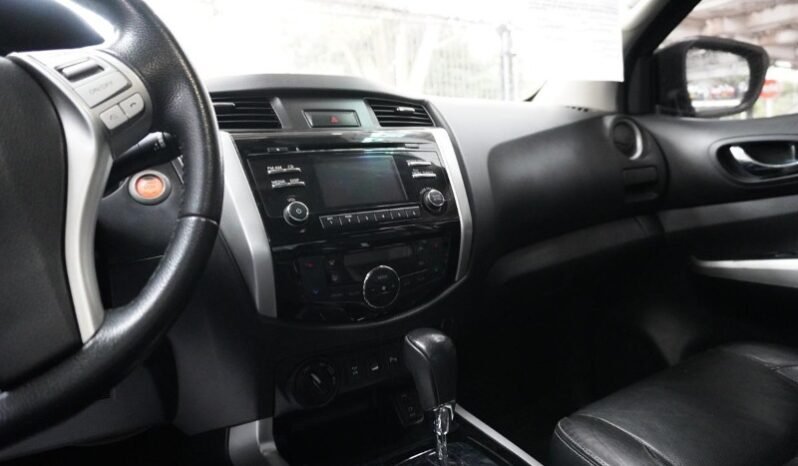 
								Nissan NP 300 FRONTIER full									