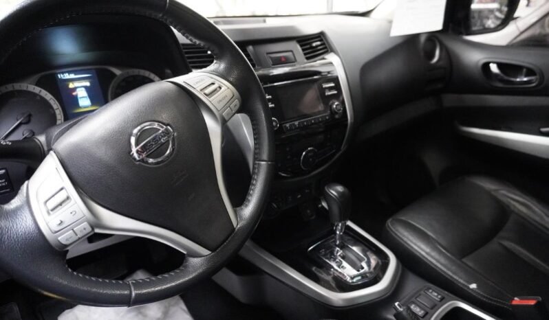 
								Nissan NP 300 FRONTIER full									