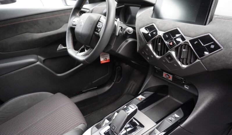 
								DS DS3 CROSSBACK PERFORMANCE LINE full									