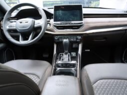 
										Jeep COMMANDER OVERLAND full									