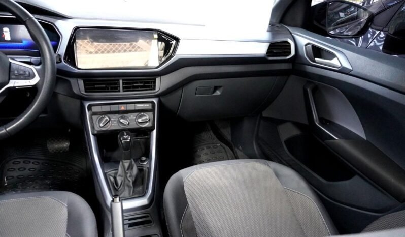 
								Volkswagen T- CROOS full									