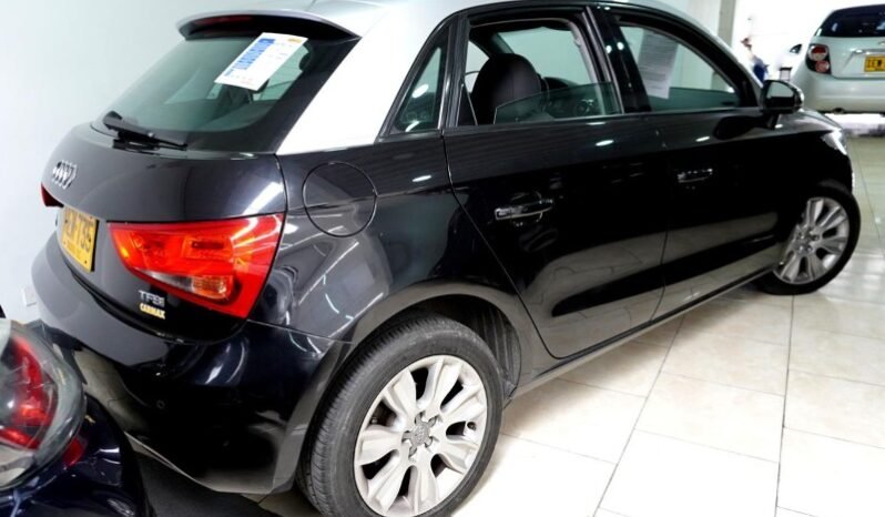 
								Audi A1 full									