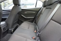 
										Mazda 3 full									